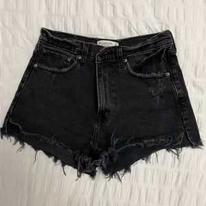 Abercrombie High Rise Mom Short Size 26